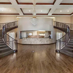 https://comfort-suites-airport.hotelsofphoenix.com